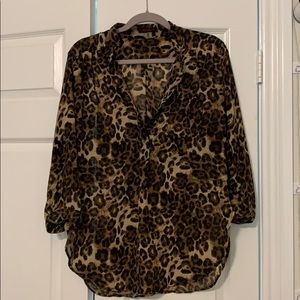 Leopard print top